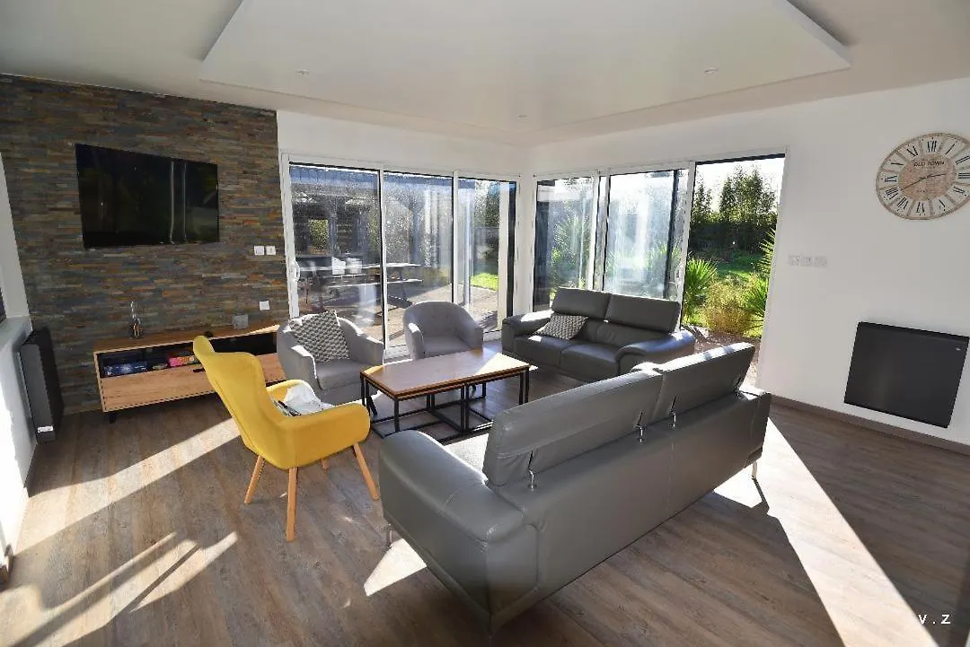 La Villa Des Amiets, Piscine Chauffee Et A 500 M De La Plage Cléder 0*,  Francie